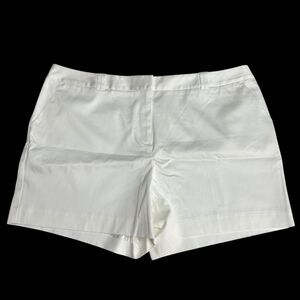 Worthington Modern Fit Shorts 18 Women's White 4.5" inseam Cotton Stretch NEW